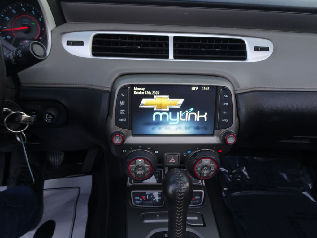 2015 Chevrolet Camaro Image 27