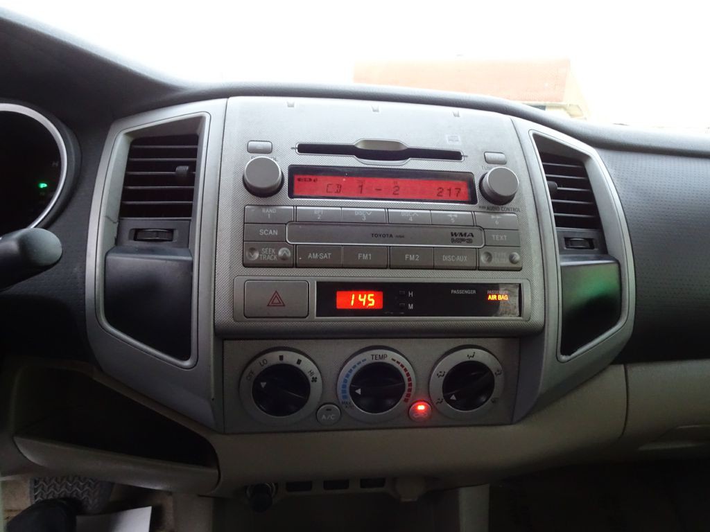 2010 Toyota Tacoma Image 22