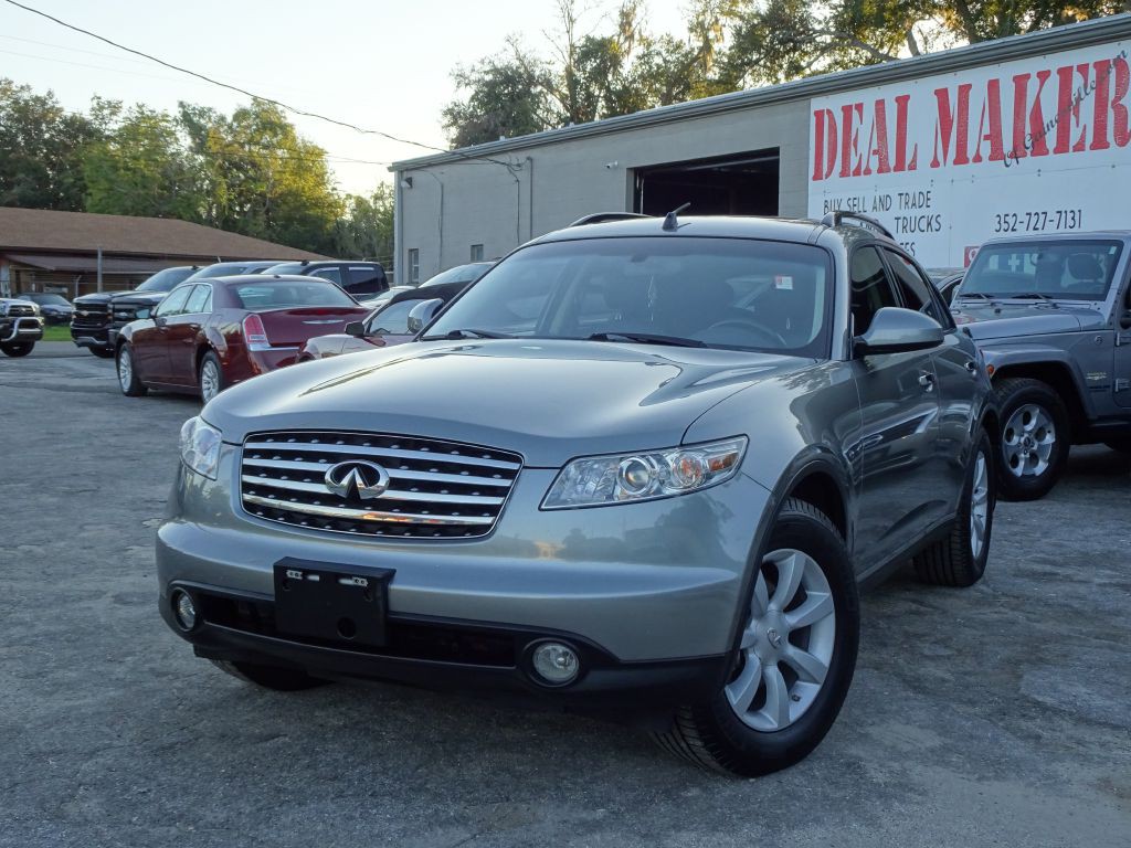 2004 INFINITI FX35 Image 2