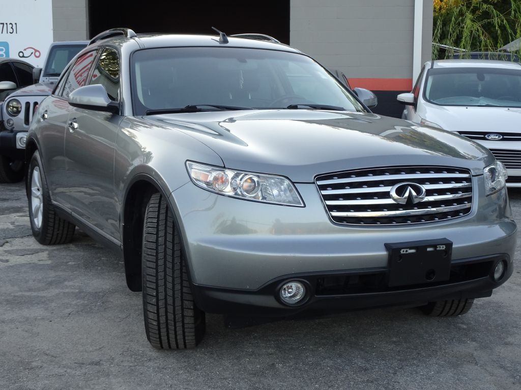 2004 INFINITI FX35 Image 4