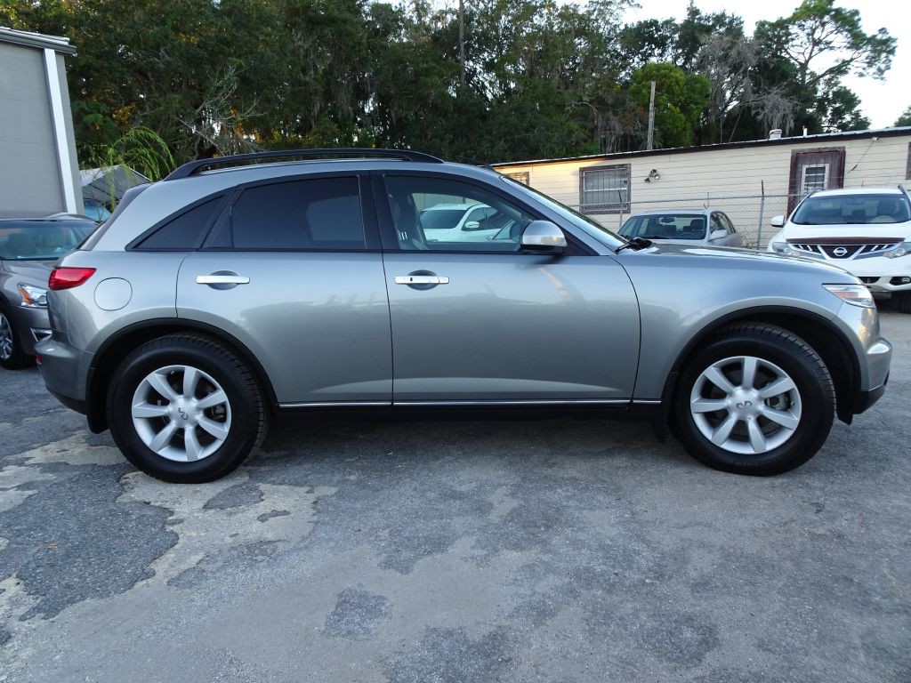 2004 INFINITI FX35 Image 5