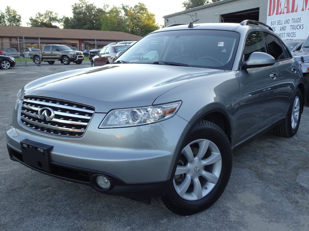 2004 INFINITI FX35 Image 10