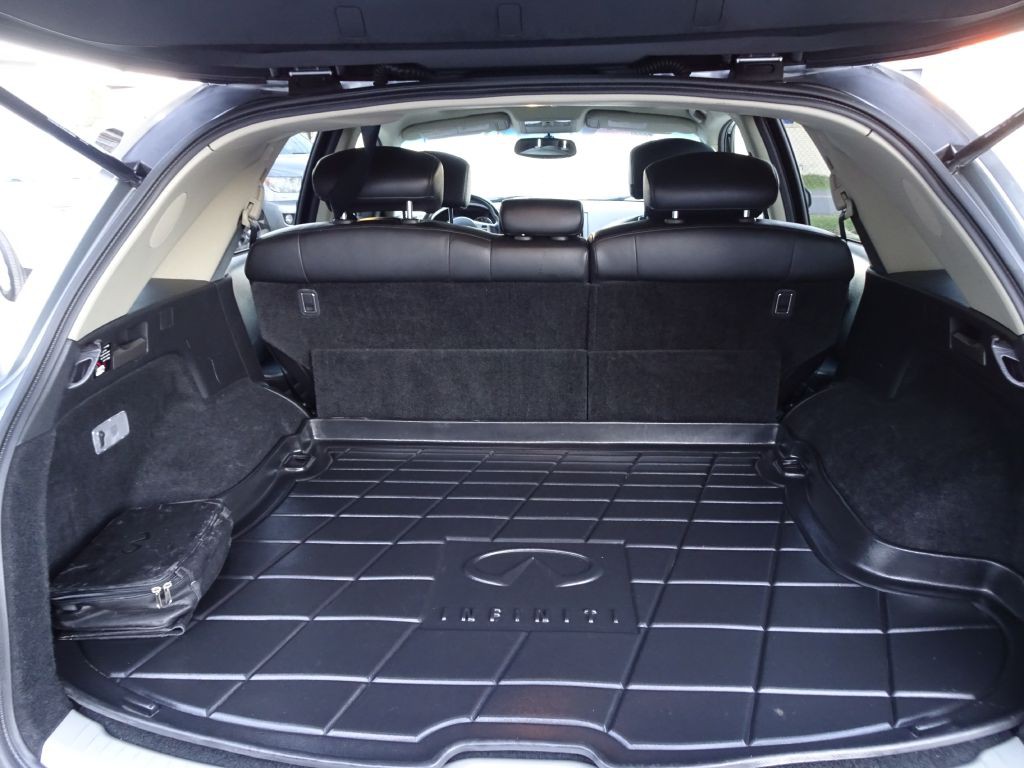 2004 INFINITI FX35 Image 21