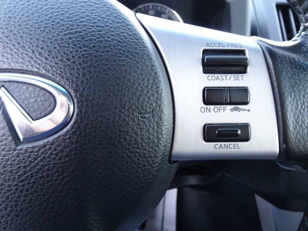 2004 INFINITI FX35 Image 23