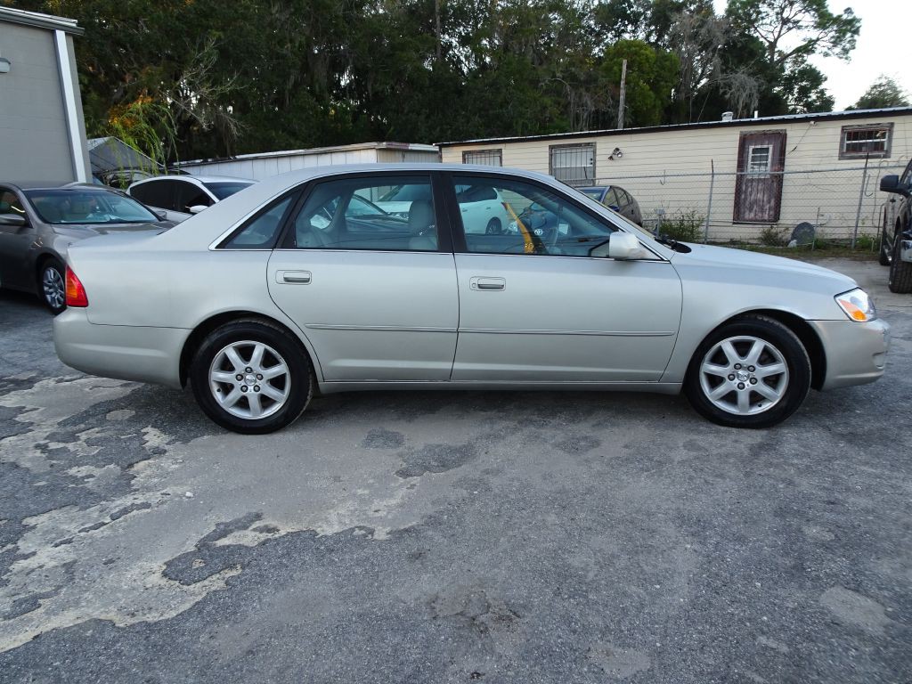 2002 Toyota Avalon Image 4
