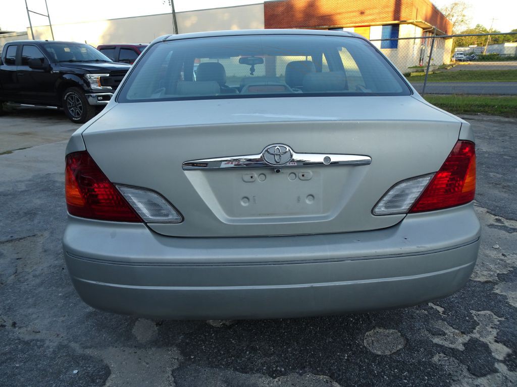 2002 Toyota Avalon Image 6