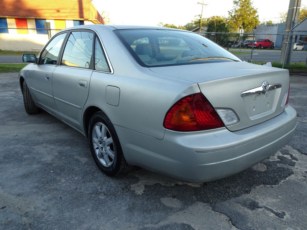 2002 Toyota Avalon Image 7