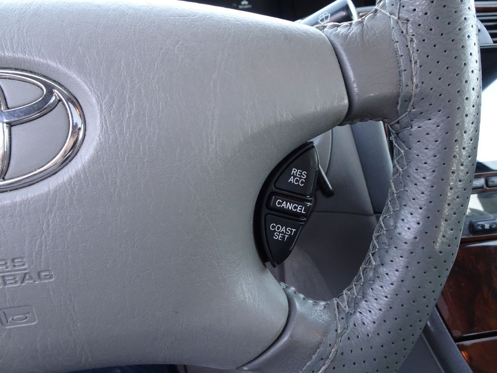 2002 Toyota Avalon Image 21