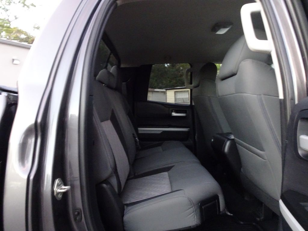 2014 Toyota Tundra Image 18