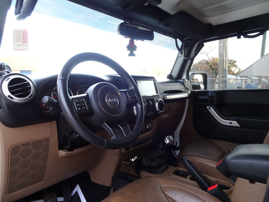 2013 Jeep Wrangler Unlimited Image 10