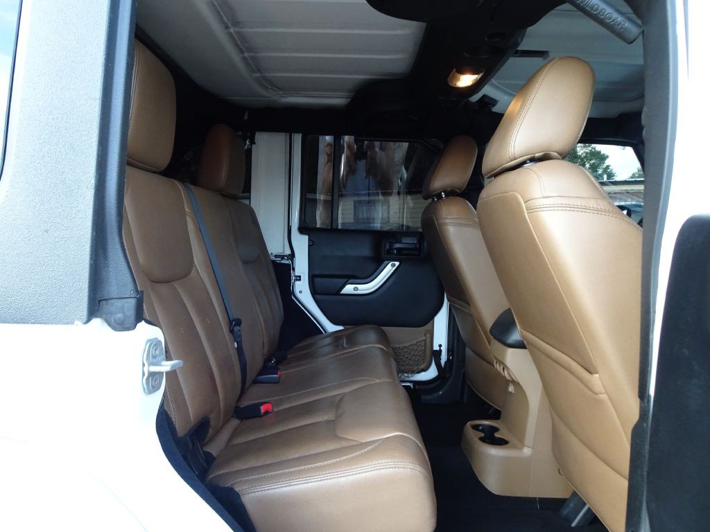 2013 Jeep Wrangler Unlimited Image 18