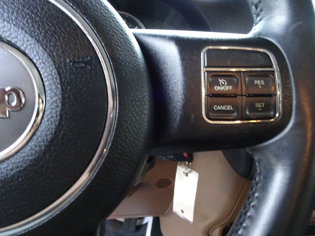 2013 Jeep Wrangler Unlimited Image 21