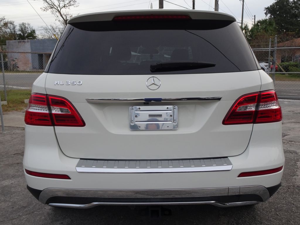 2013 Mercedes-Benz M-Class Image 6