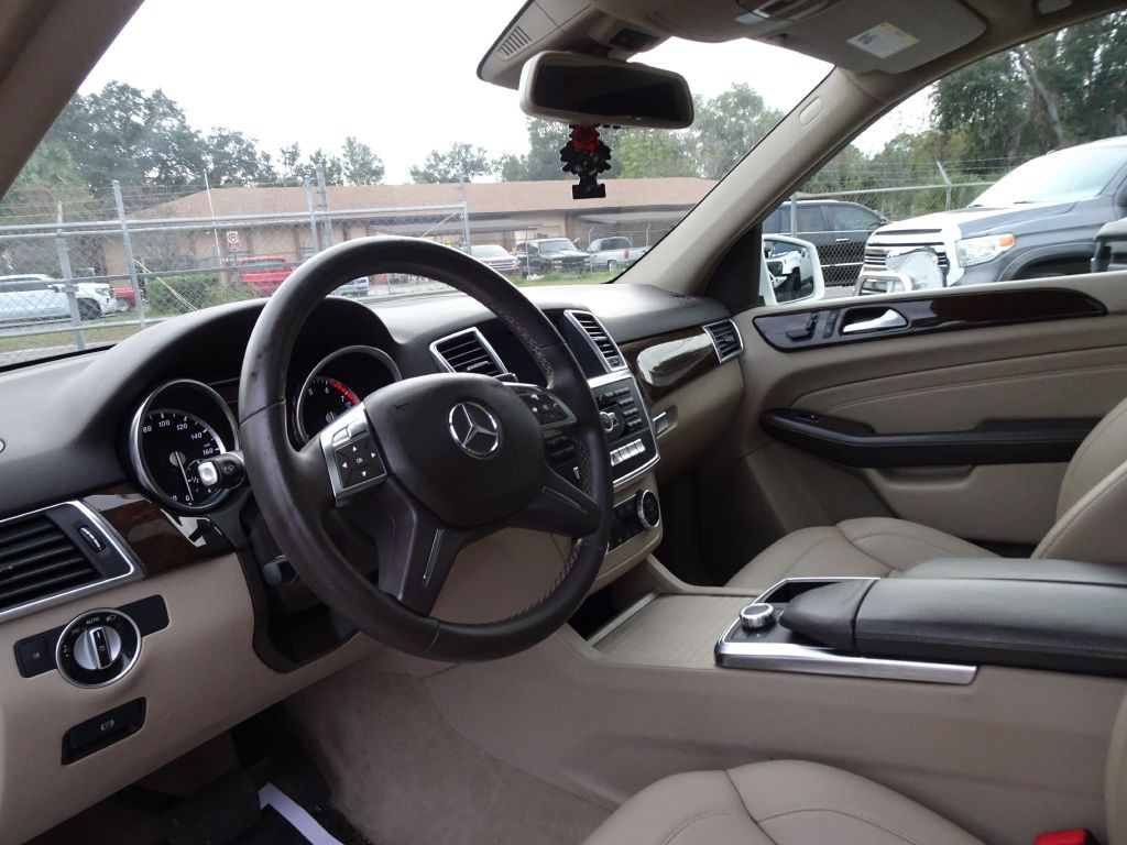 2013 Mercedes-Benz M-Class Image 10