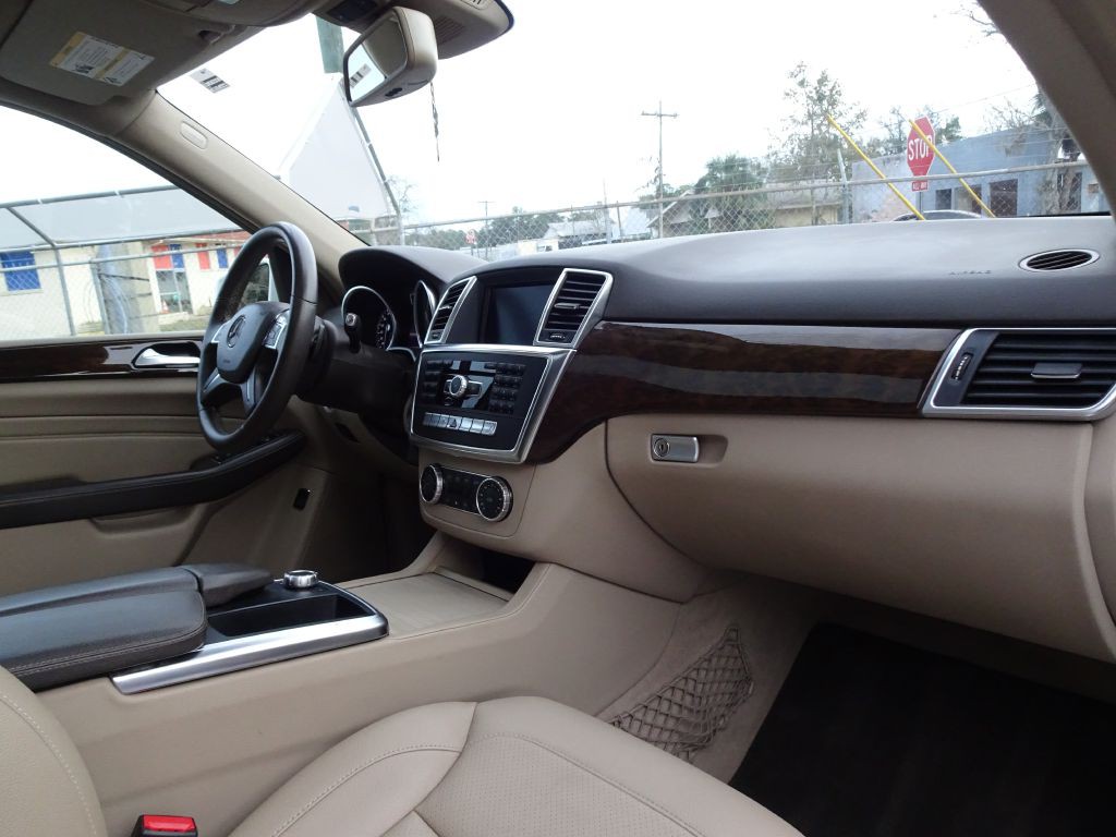 2013 Mercedes-Benz M-Class Image 15