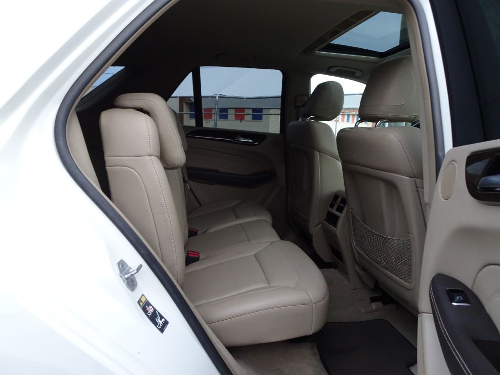 2013 Mercedes-Benz M-Class Image 18