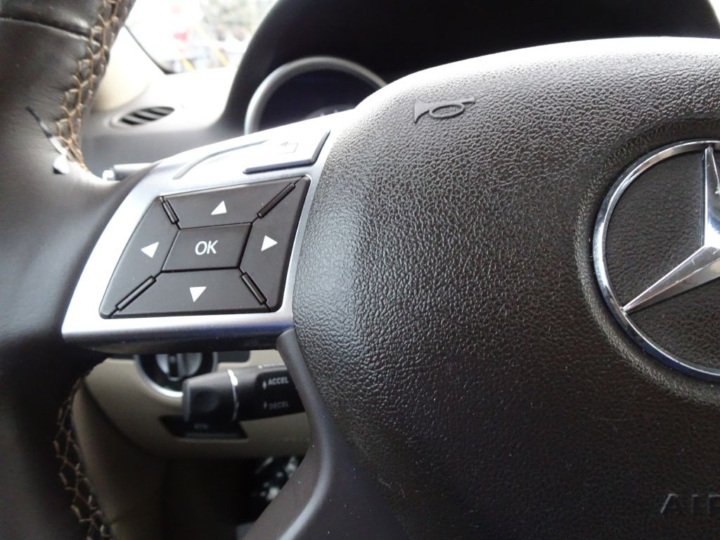 2013 Mercedes-Benz M-Class Image 20