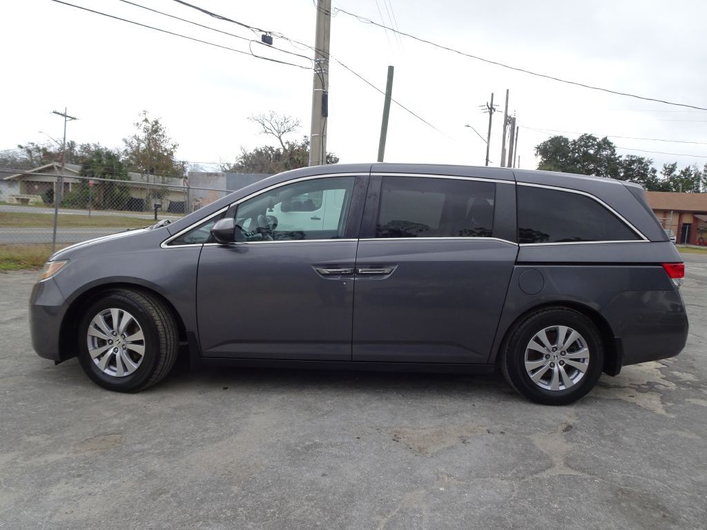 2016 Honda Odyssey Image 8