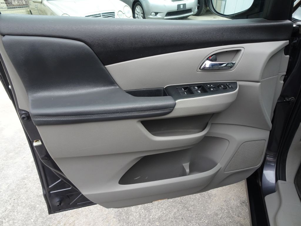 2016 Honda Odyssey Image 12