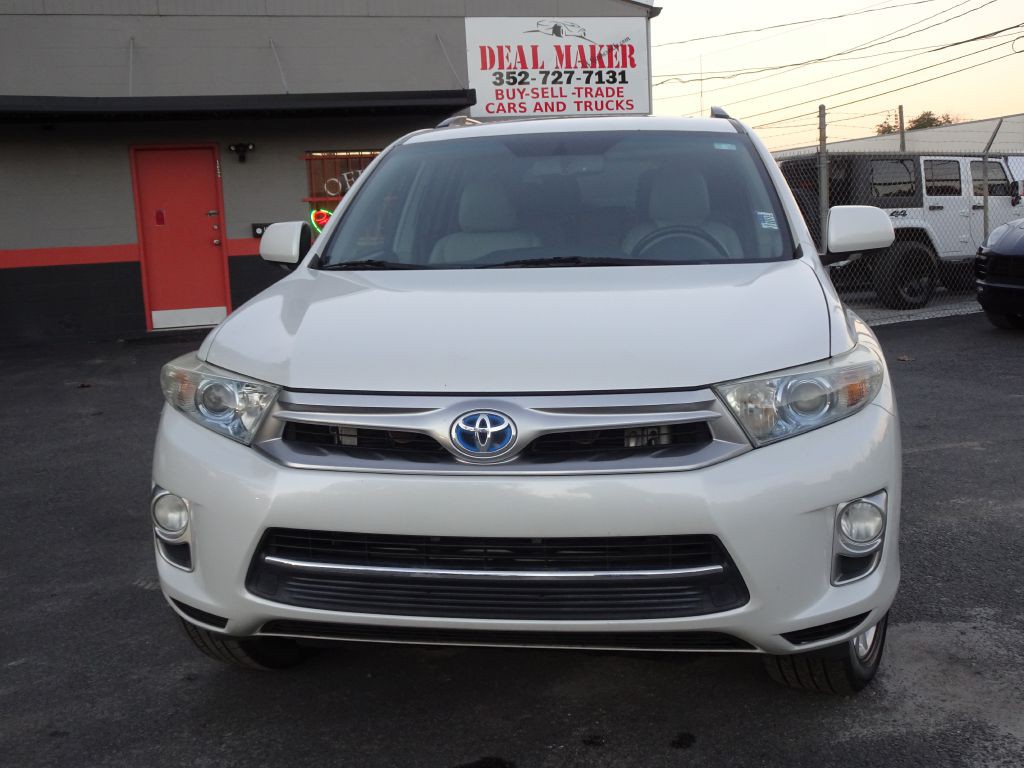 2011 Toyota Highlander Image 2
