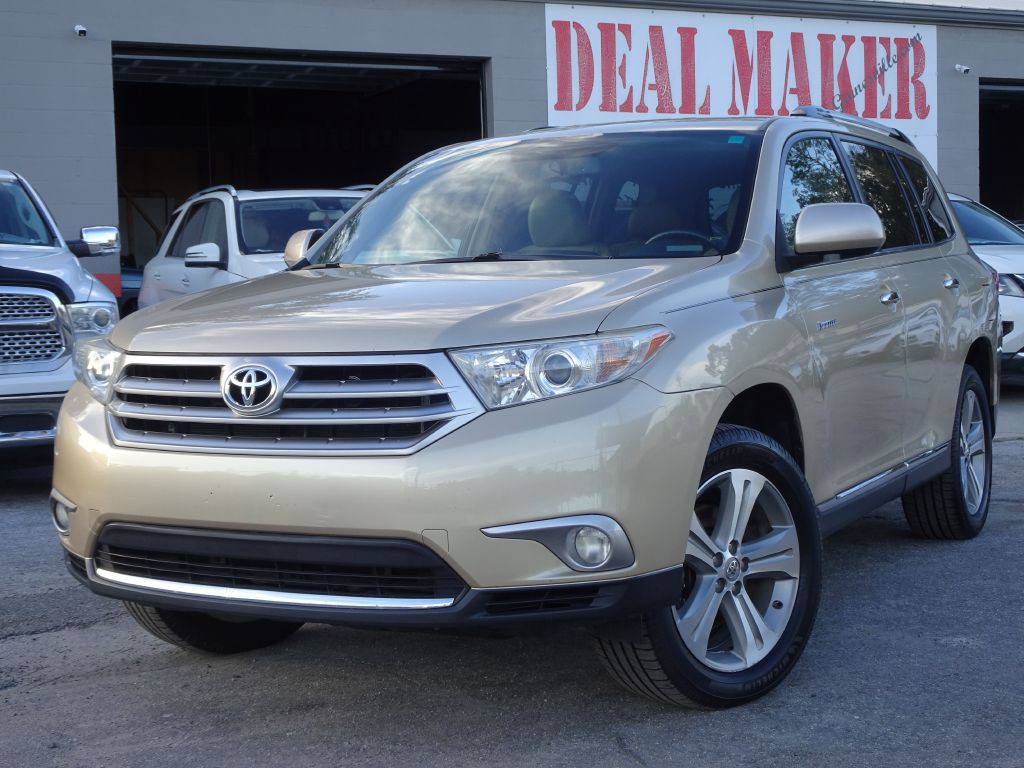 2013 Toyota Highlander Image 1
