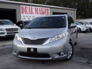 Image for 2011 Toyota Sienna XLE ID: 7113716