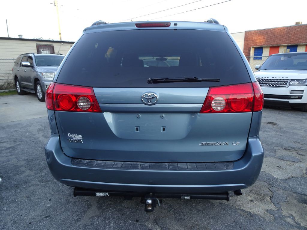 2007 Toyota Sienna Image 6