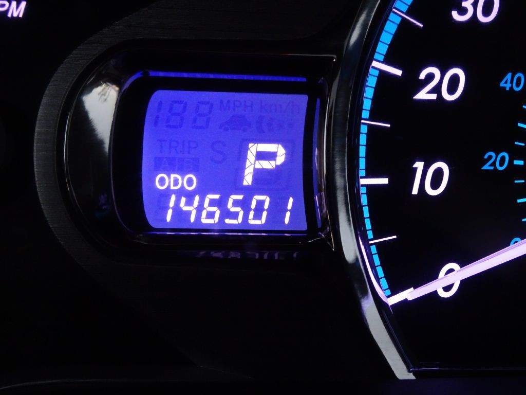 2012 Toyota Sienna Image 22