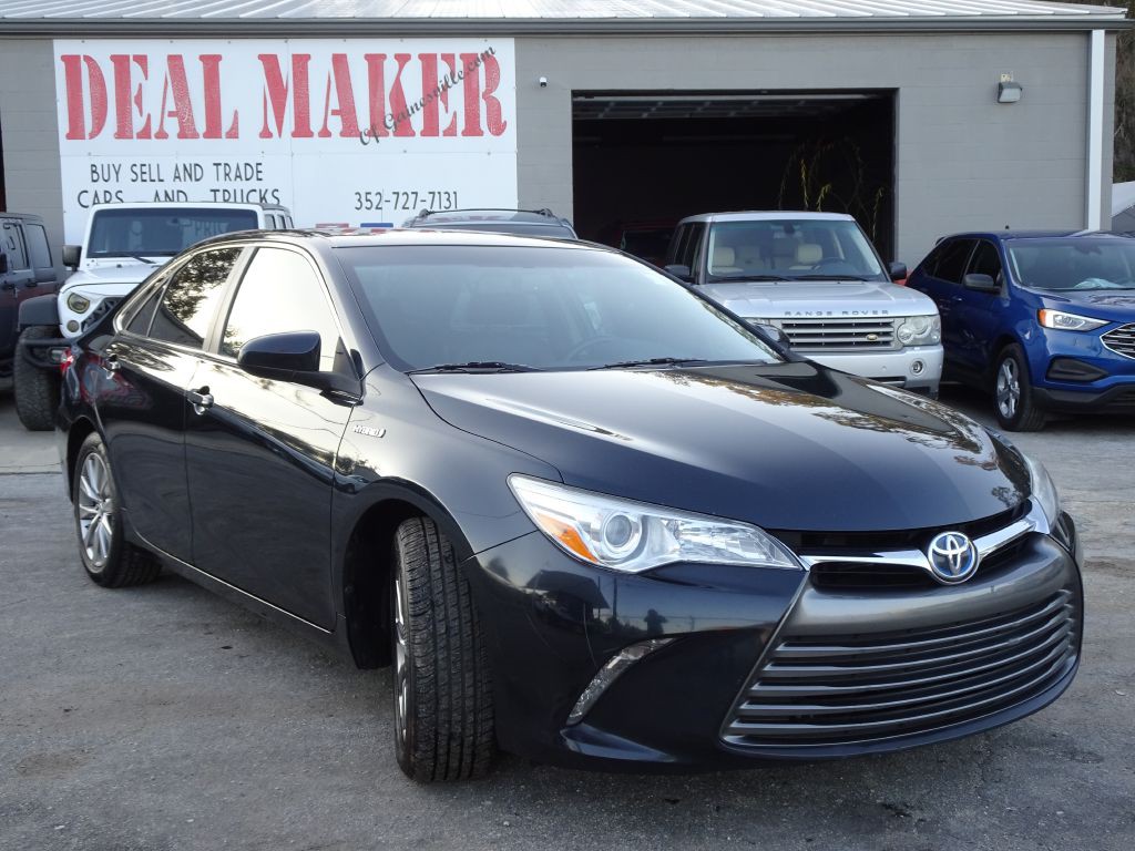 2016 Toyota Camry Image 4