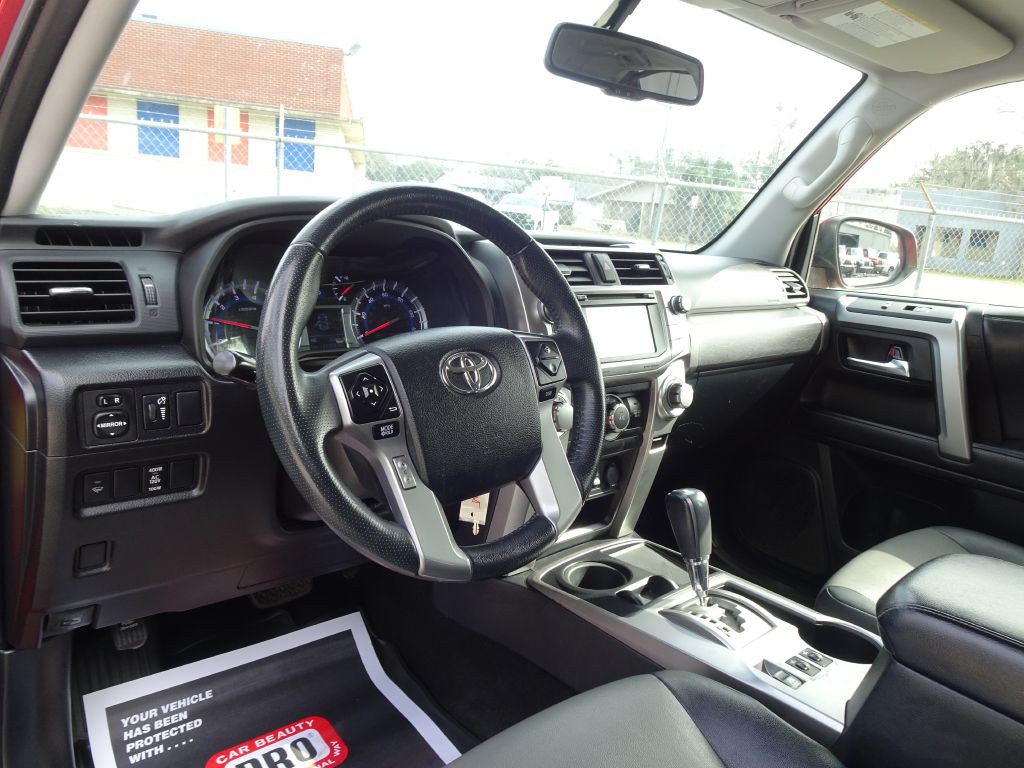 2019 Toyota 4Runner Image 18