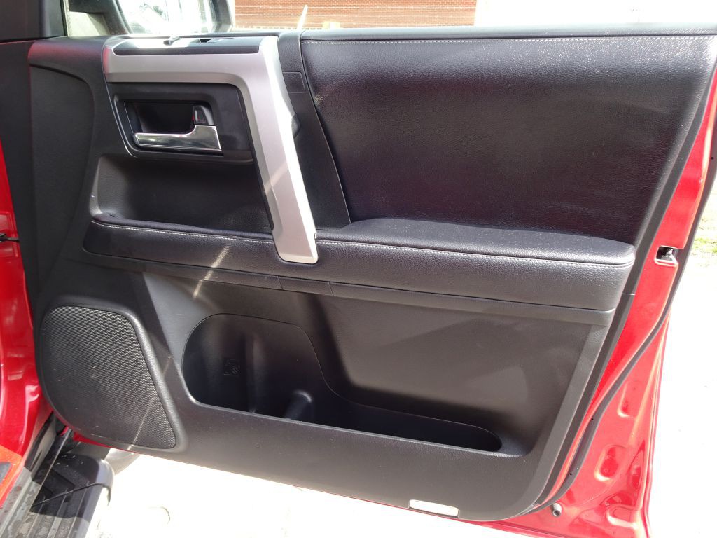 2019 Toyota 4Runner Image 24