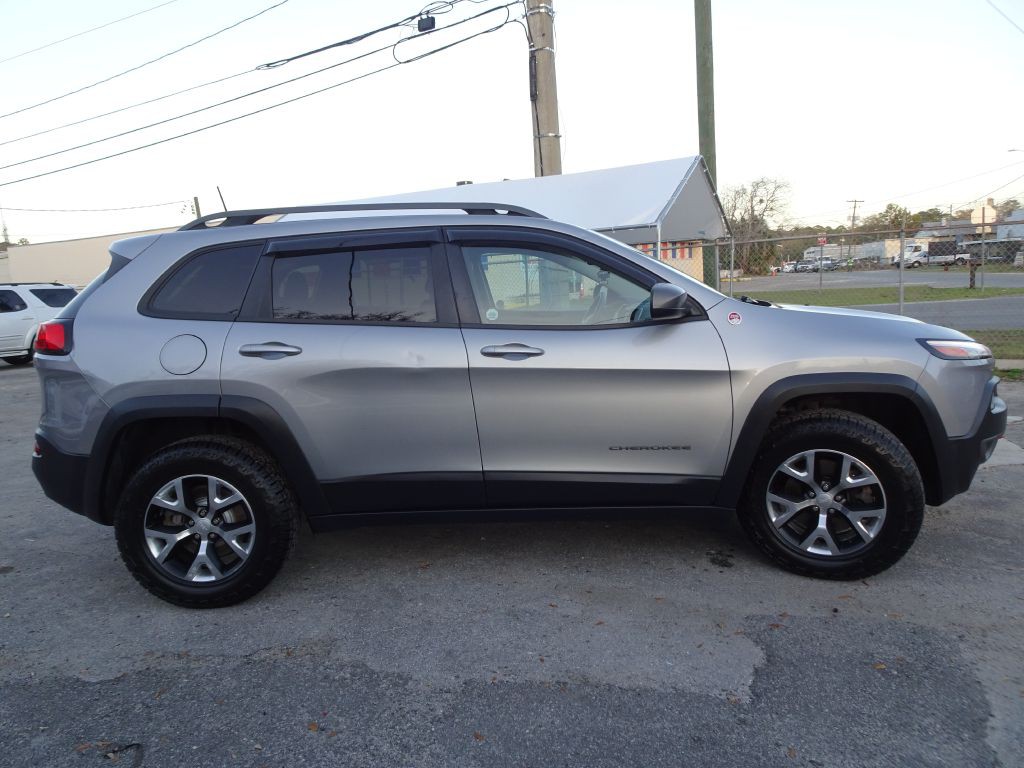 2017 Jeep Cherokee Image 5