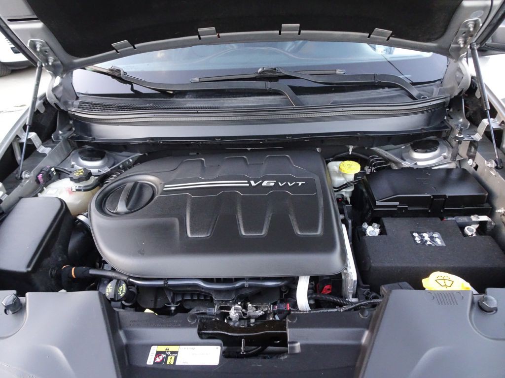 2017 Jeep Cherokee Image 28