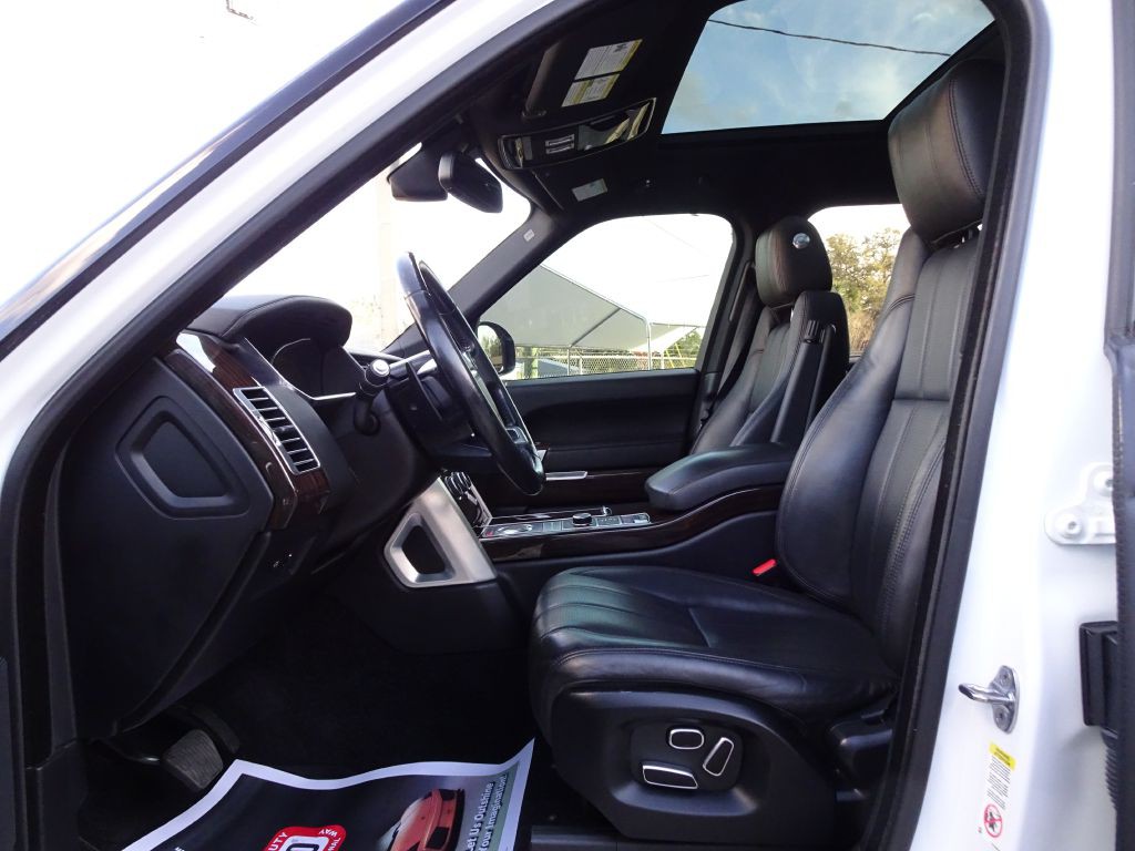 2014 Land Rover Range Rover Image 11