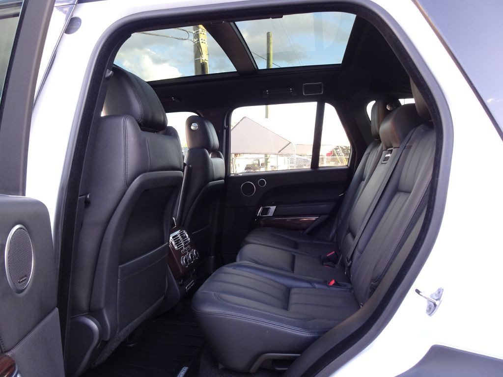 2014 Land Rover Range Rover Image 13