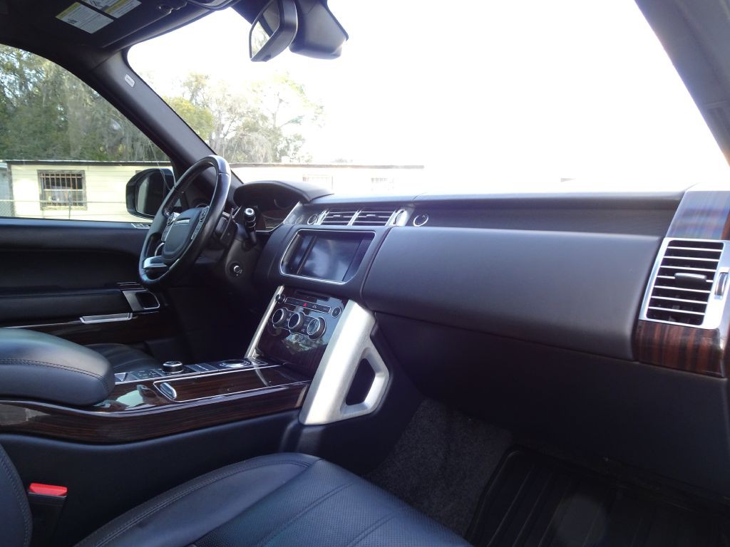 2014 Land Rover Range Rover Image 15
