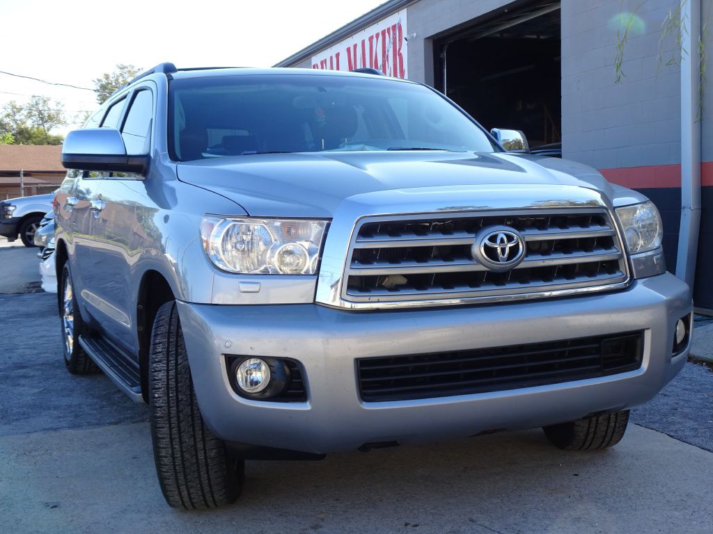 2010 Toyota Sequoia Image 3