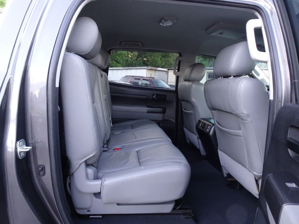 2013 Toyota Tundra Image 19