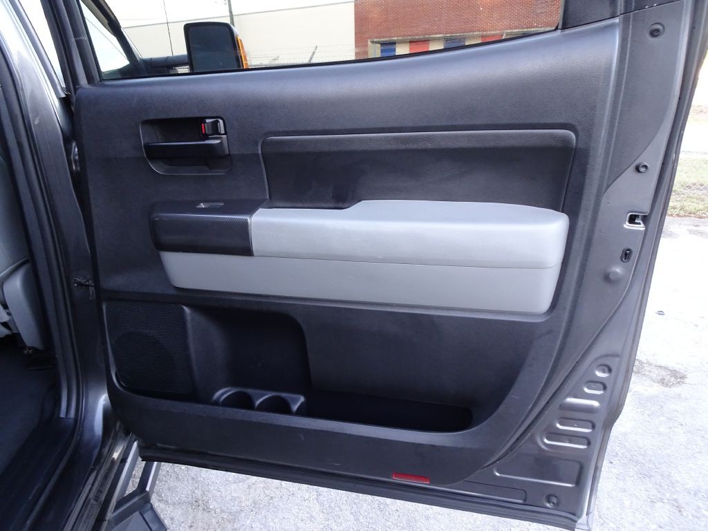 2013 Toyota Tundra Image 20