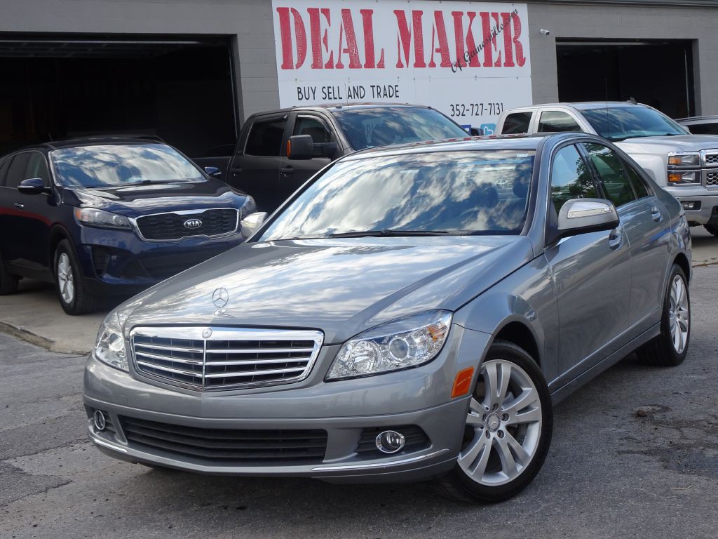 2008 Mercedes-Benz C-Class Image 1