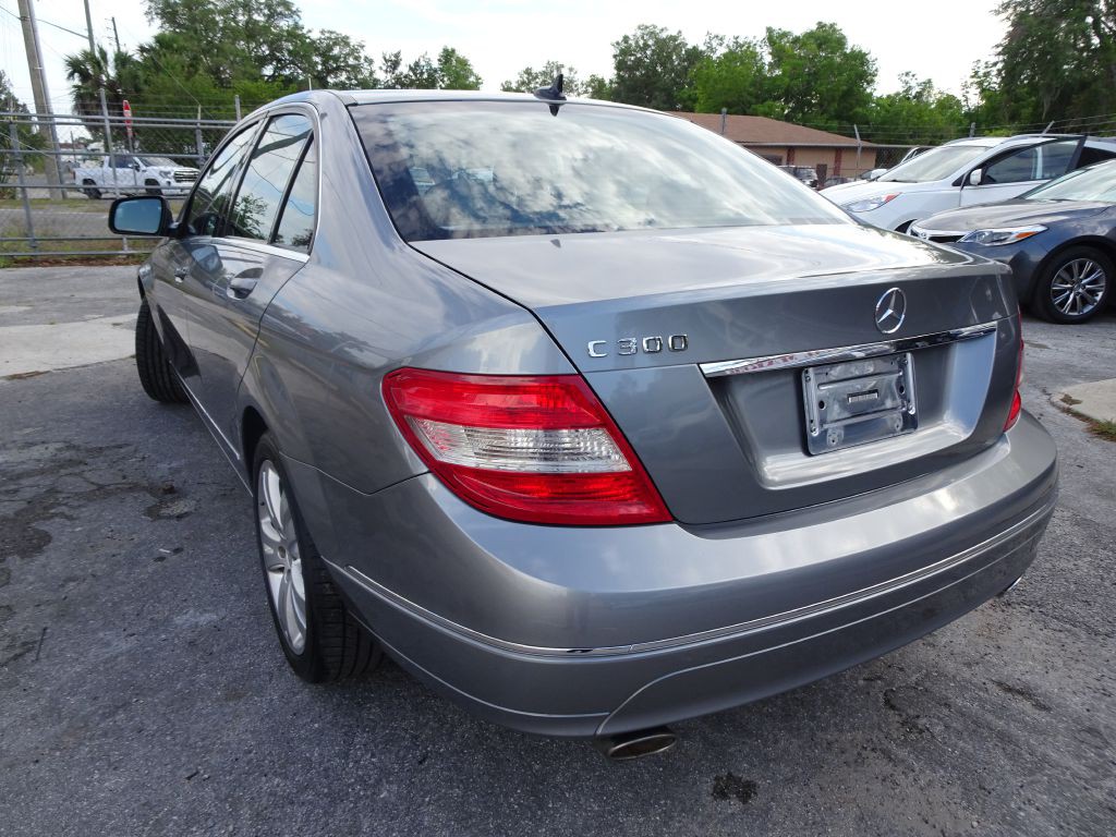 2008 Mercedes-Benz C-Class Image 7