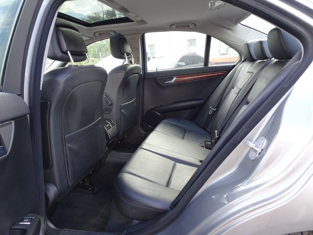 2008 Mercedes-Benz C-Class Image 13