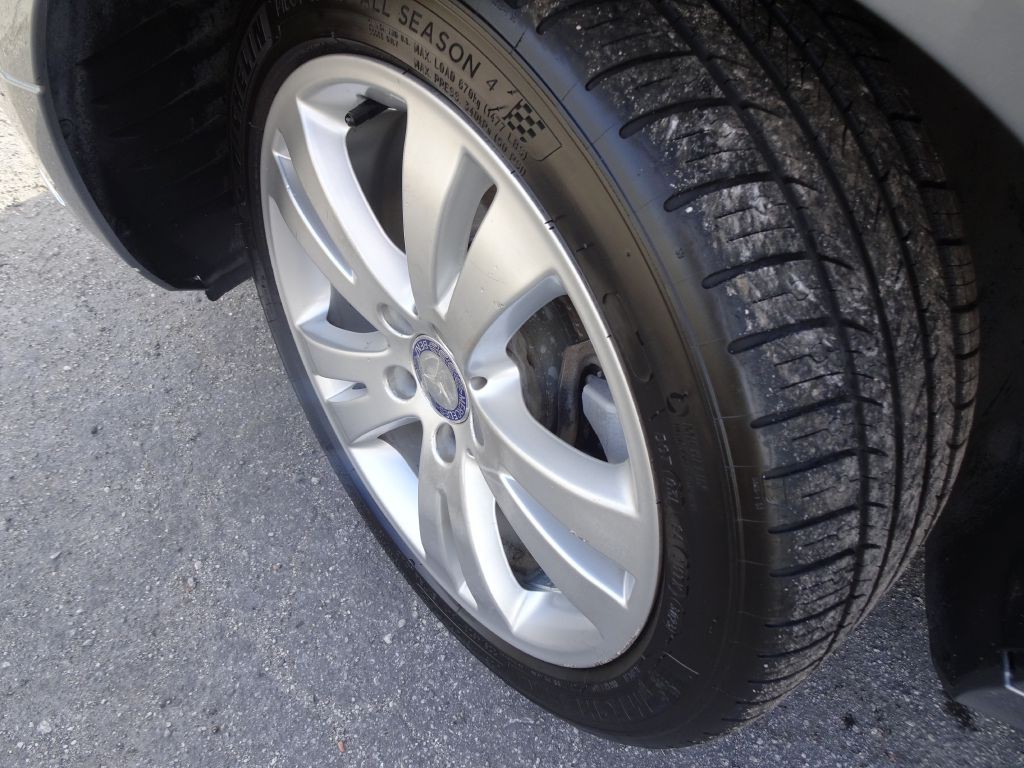 2008 Mercedes-Benz C-Class Image 24