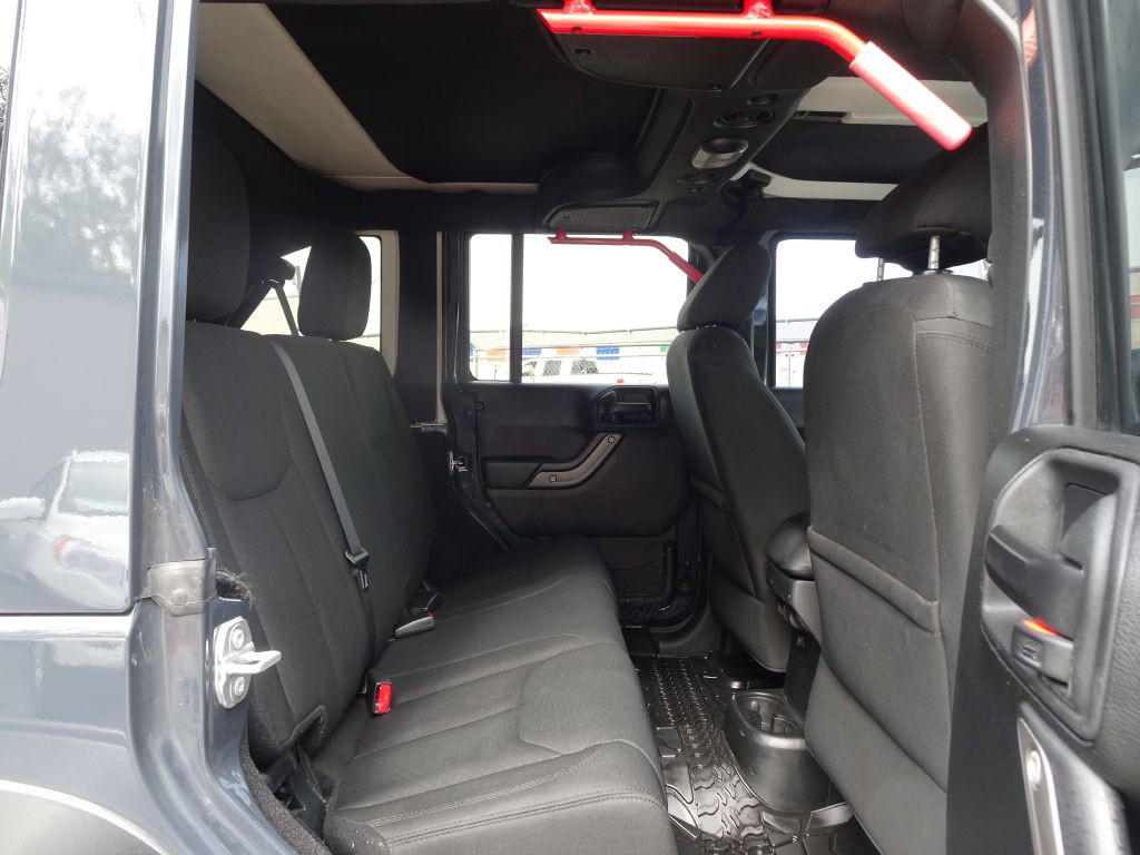 2016 Jeep Wrangler Unlimited Image 18