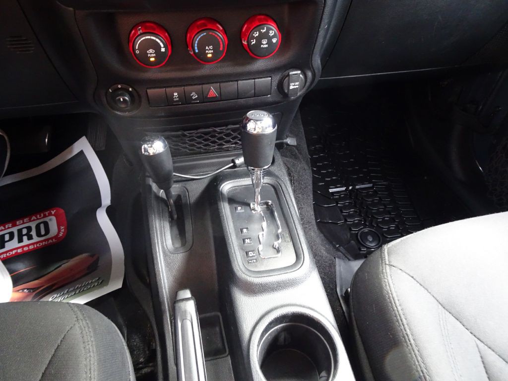 2016 Jeep Wrangler Unlimited Image 24