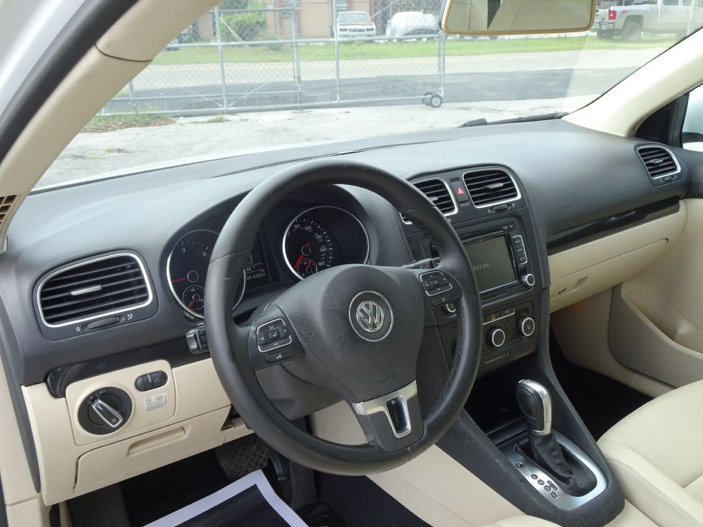 2014 Volkswagen Jetta Image 10