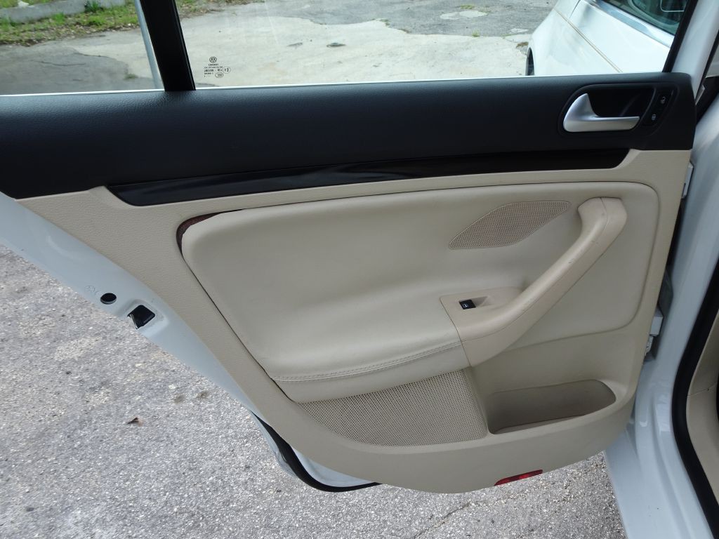 2014 Volkswagen Jetta Image 13