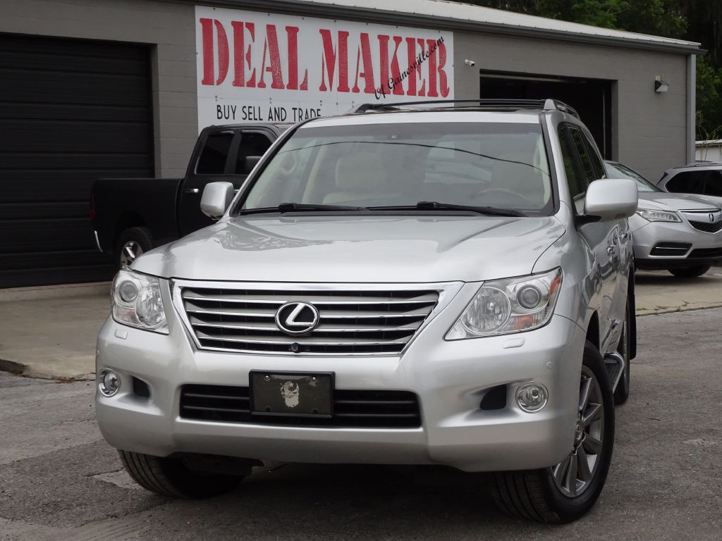 2011 Lexus LX Image 2