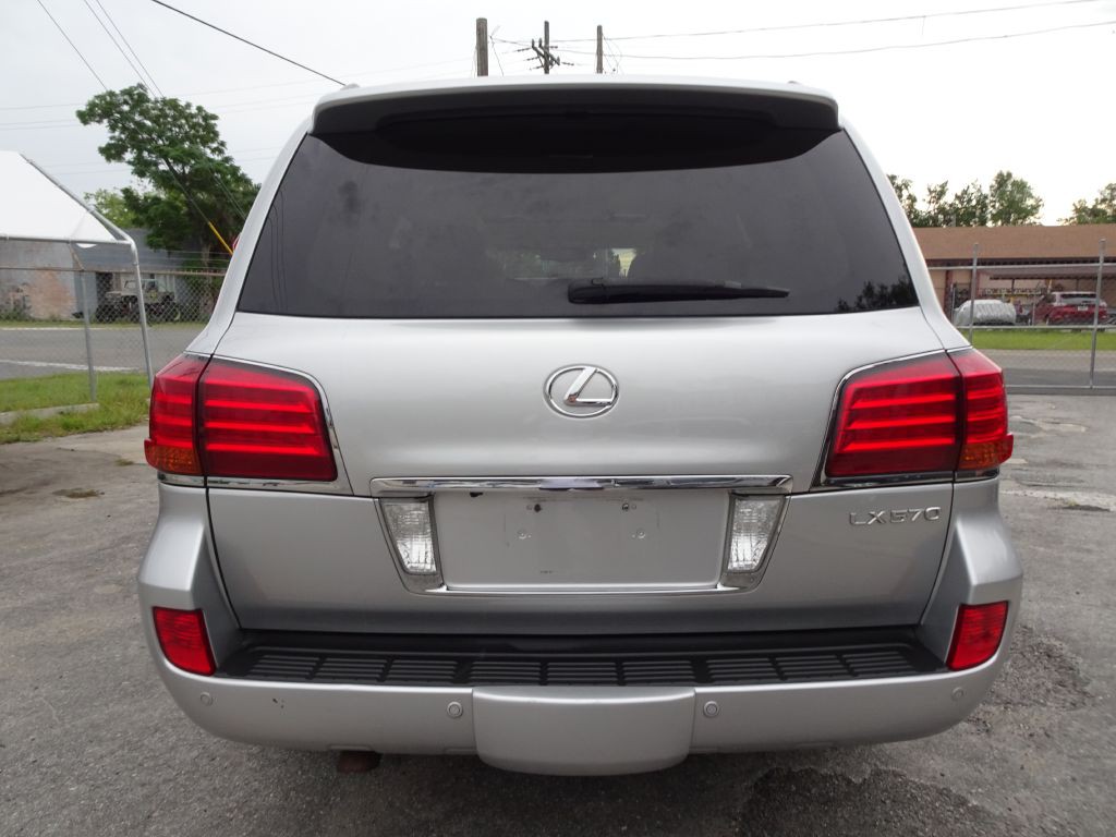 2011 Lexus LX Image 7