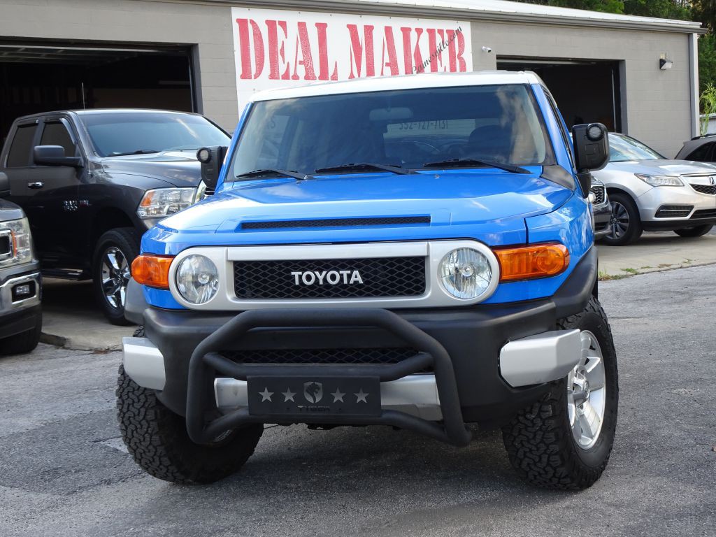 2007 Toyota FJ Cruiser Image 2